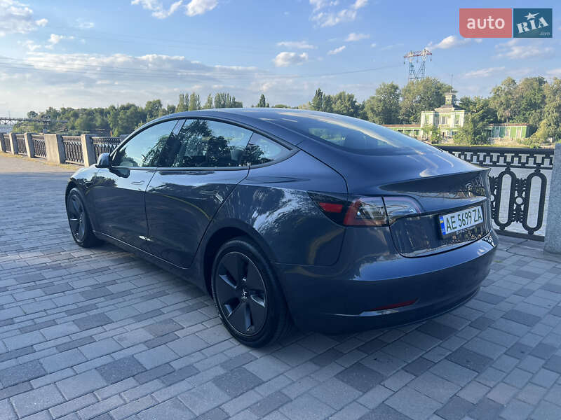 Седан Tesla Model 3 2023 в Дніпрі фото 4 Седан Tesla Model 3 2023 в Дніпрі