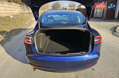 Седан Tesla Model 3 2021 в Запорожье