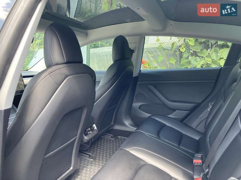 Седан Tesla Model 3 2021 в Львове фото 13 Седан Tesla Model 3 2021 в Львове