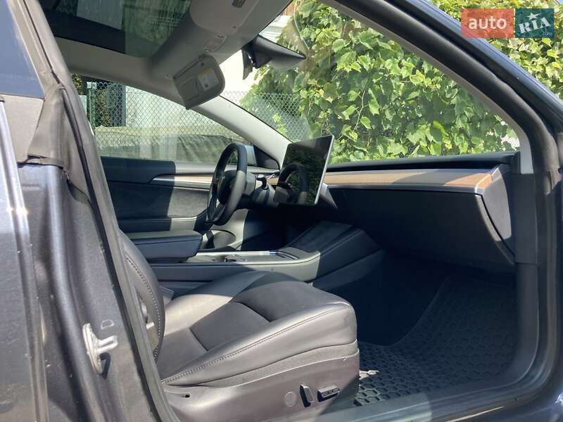 Седан Tesla Model 3 2021 в Львове фото 20 Седан Tesla Model 3 2021 в Львове