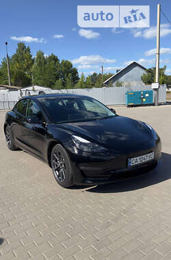 Седан Tesla Model 3 2021 в Черкассах