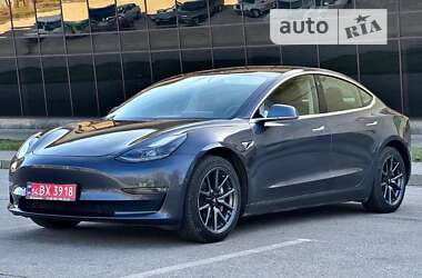 Седан Tesla Model 3 2019 в Запоріжжі