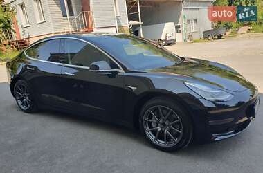 Седан Tesla Model 3 2018 в 