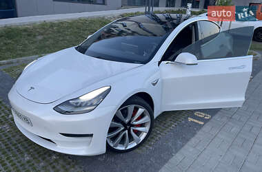 Седан Tesla Model 3 2019 в Львові фото 35 Седан Tesla Model 3 2019 в Львові