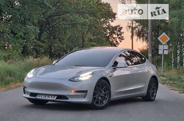 Седан Tesla Model 3 2018 в Харькове