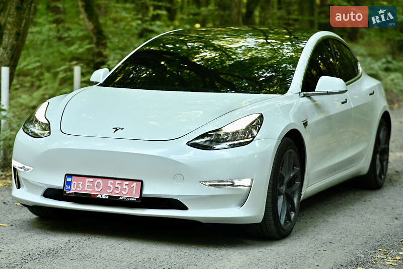 Седан Tesla Model 3 2019 в Луцке фото 2 Седан Tesla Model 3 2019 в Луцке