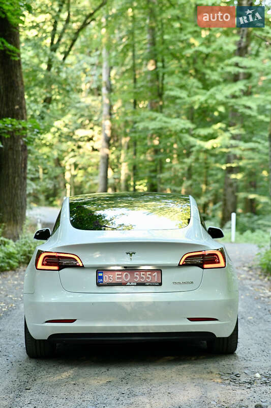 Седан Tesla Model 3 2019 в Луцке фото 8 Седан Tesla Model 3 2019 в Луцке