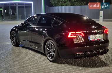 Седан Tesla Model 3 2019 в 