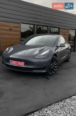 Седан Tesla Model 3 2021 в Рівному