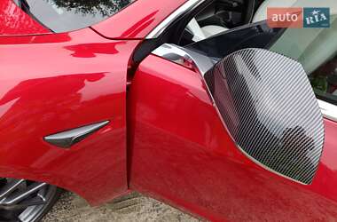 Седан Tesla Model 3 2018 в 