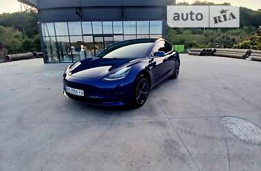 Седан Tesla Model 3 2019 в Теребовле