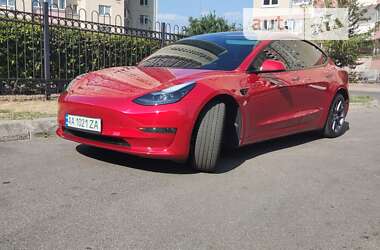 Седан Tesla Model 3 2022 в Киеве