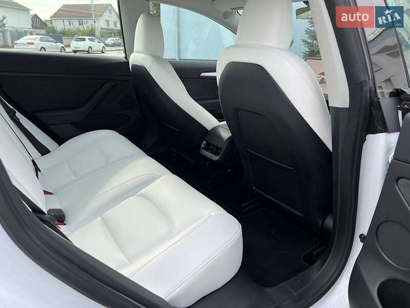 Седан Tesla Model 3 2023 в Житомирі фото 27 Седан Tesla Model 3 2023 в Житомирі