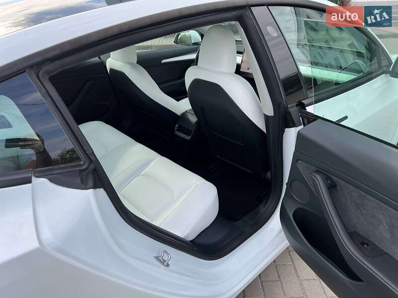 Седан Tesla Model 3 2023 в Житомирі фото 28 Седан Tesla Model 3 2023 в Житомирі