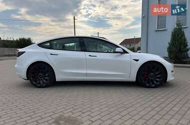 Седан Tesla Model 3 2023 в Житомирі