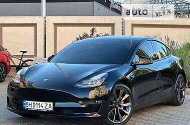 Седан Tesla Model 3 2020 в Одессе