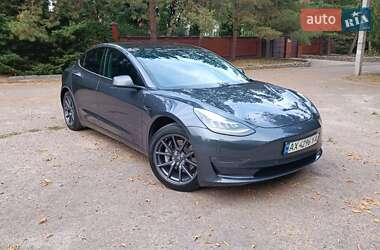 Седан Tesla Model 3 2018 в 