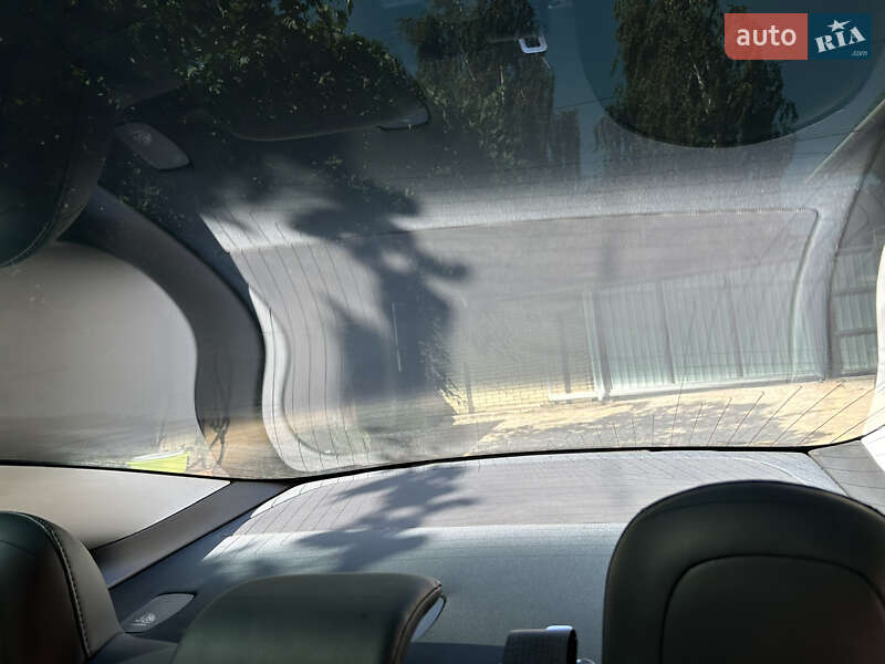 Седан Tesla Model 3 2018 в Кривому Розі