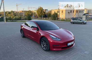 Седан Tesla Model 3 2021 в Львове