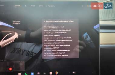 Седан Tesla Model 3 2021 в Виннице