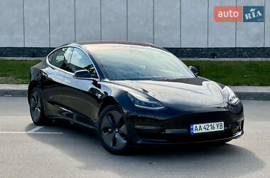 Седан Tesla Model 3 2019 в Києві