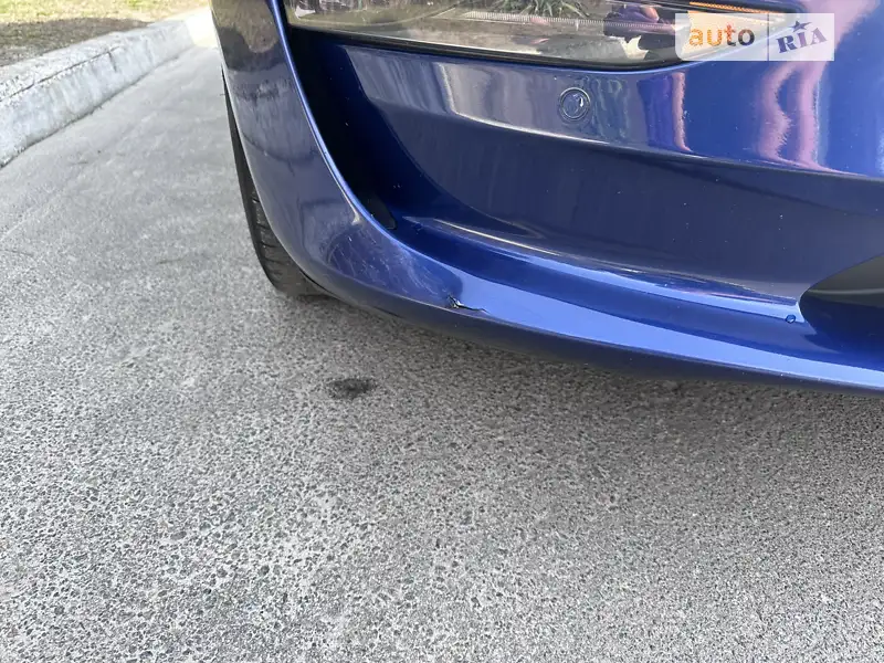Седан Tesla Model 3 2019 в 