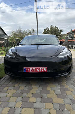 Седан Tesla Model 3 2018 в Чернигове