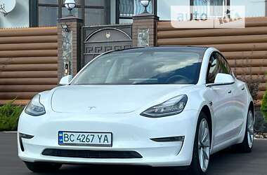 Седан Tesla Model 3 2019 в Киеве