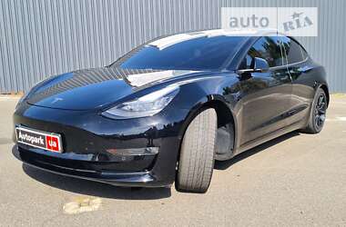 Седан Tesla Model 3 2018 в Киеве