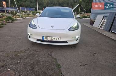 Седан Tesla Model 3 2021 в Днепре