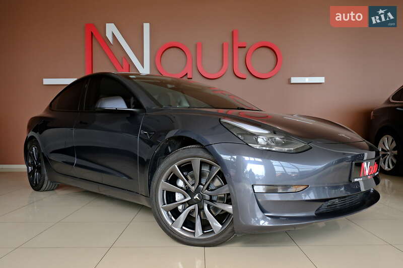 Седан Tesla Model 3 2021 в Одессе