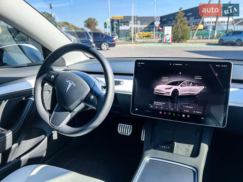 Седан Tesla Model 3 2022 в Вінниці