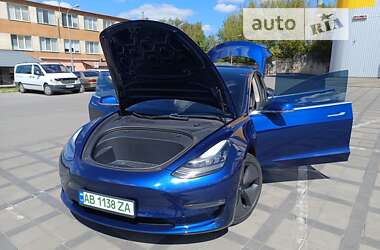 Седан Tesla Model 3 2020 в Вінниці