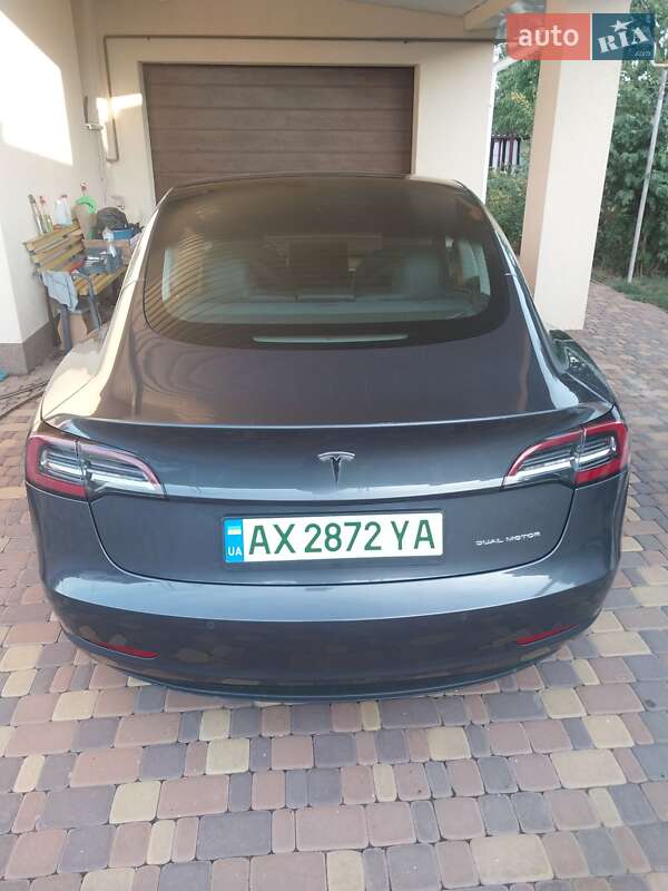 Седан Tesla Model 3 2019 в Харькове