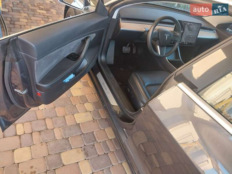 Седан Tesla Model 3 2019 в Харькове