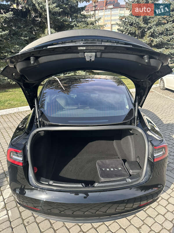 Седан Tesla Model 3 2018 в Івано-Франківську фото 10 Седан Tesla Model 3 2018 в Івано-Франківську