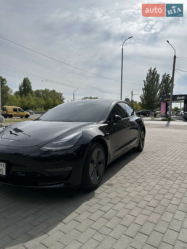 Седан Tesla Model 3 2021 в Одессе