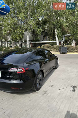 Седан Tesla Model 3 2021 в Одесі