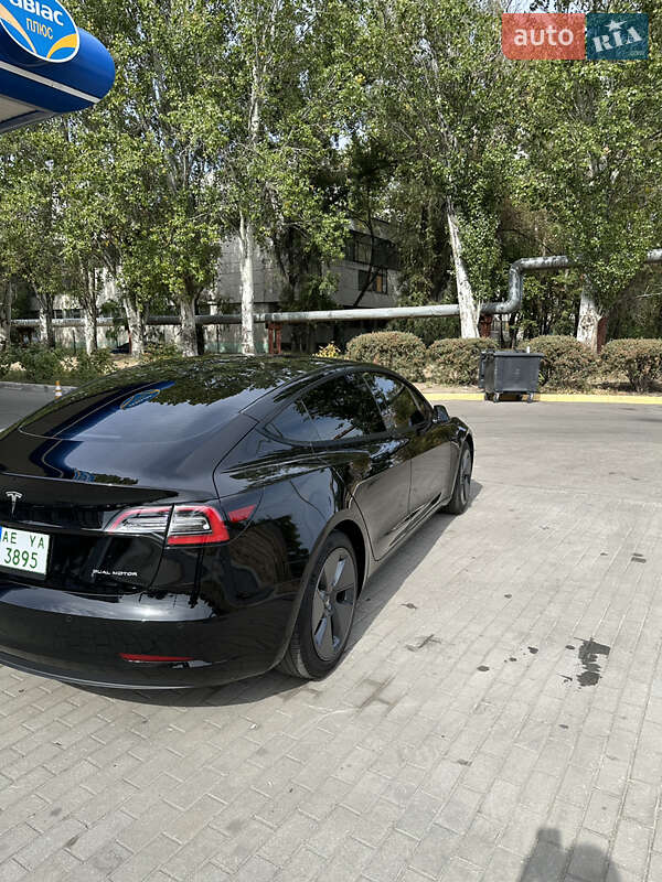 Седан Tesla Model 3 2021 в Одессе