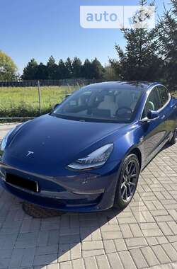 Седан Tesla Model 3 2019 в Києві