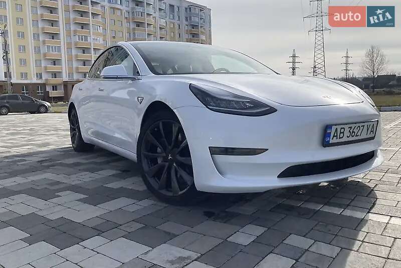 Седан Tesla Model 3 2019 в Білій Церкві