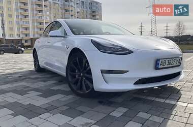 Седан Tesla Model 3 2019 в 