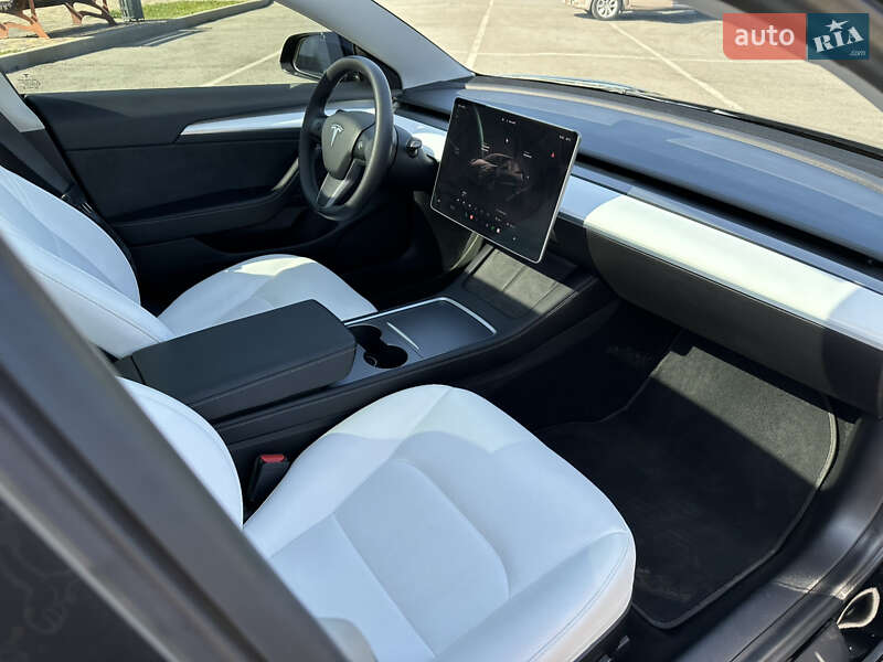 Седан Tesla Model 3 2022 в Запоріжжі фото 16 Седан Tesla Model 3 2022 в Запоріжжі