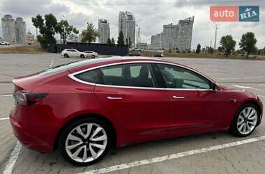 Седан Tesla Model 3 2019 в Києві