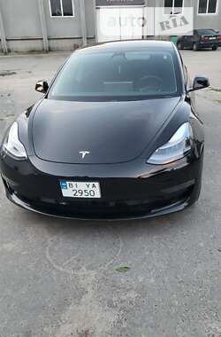 Седан Tesla Model 3 2022 в Кременчуге