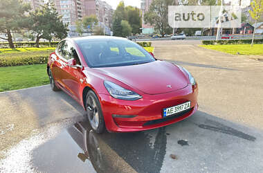 Седан Tesla Model 3 2018 в Дніпрі