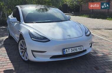 Седан Tesla Model 3 2019 в Ивано-Франковске