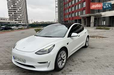 Седан Tesla Model 3 2021 в Києві