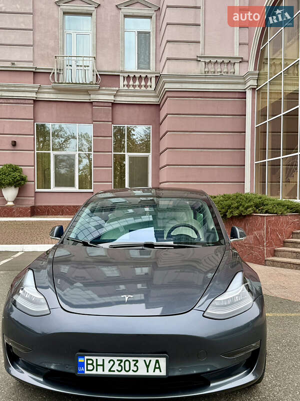Седан Tesla Model 3 2019 в Одесі фото 32 Седан Tesla Model 3 2019 в Одесі