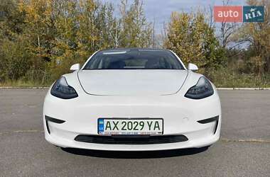 Седан Tesla Model 3 2018 в 